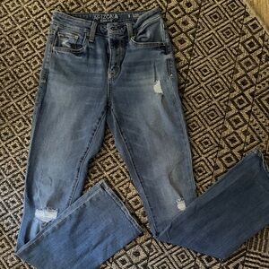 Arizona Jean Company High-Rise Distressed Women's Blue Jeans